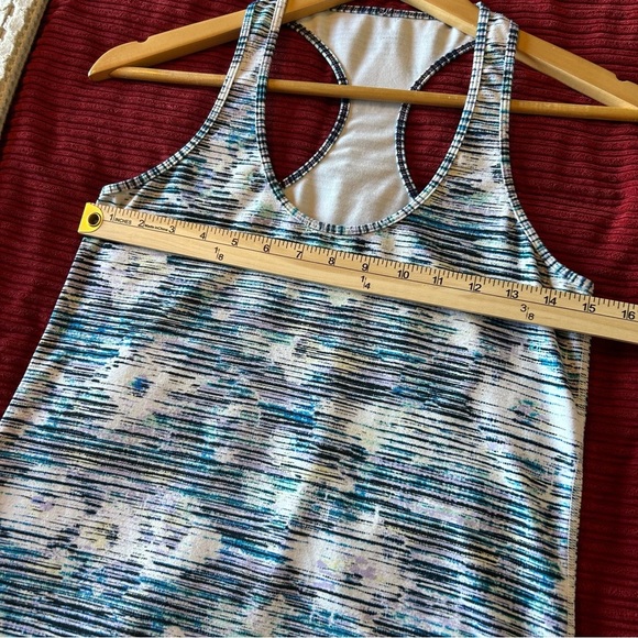 Lululemon Cool Racerback Tank Blurry Belle Multi. Probable Size 6 or 8. - Picture 5 of 6